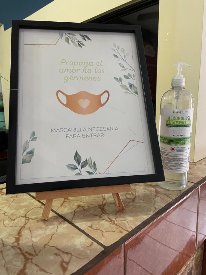 Hotel Fotherhouse Сан Салвадор Екстериор снимка