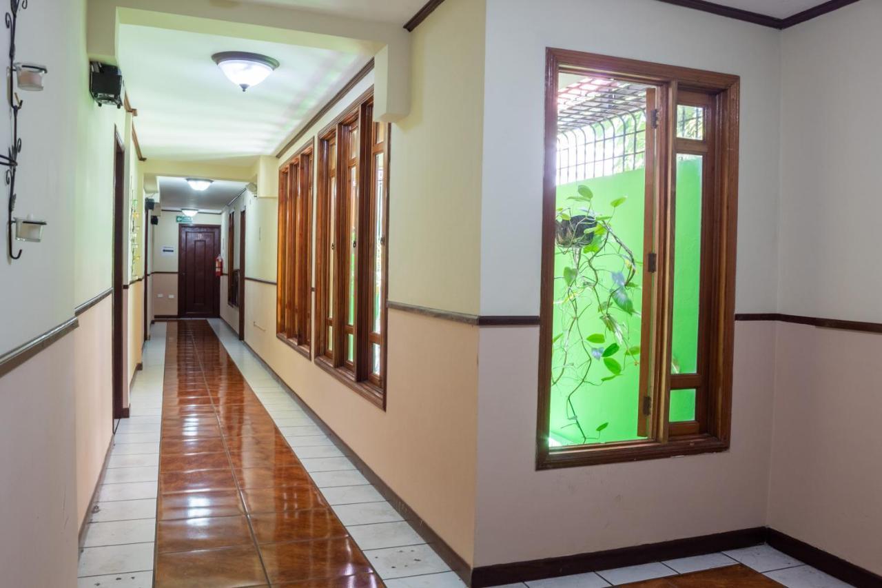 Hotel Fotherhouse Сан Салвадор Екстериор снимка