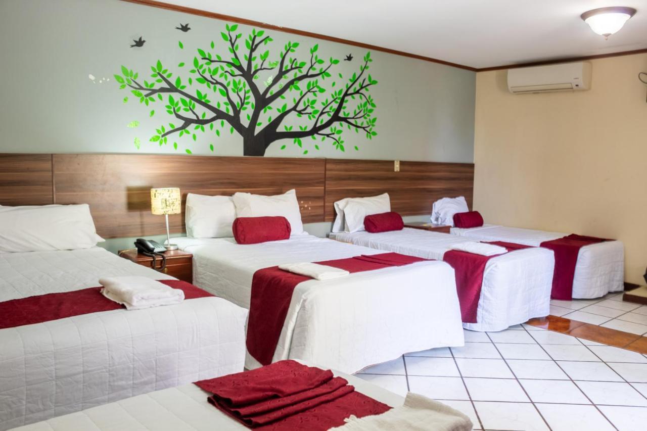 Hotel Fotherhouse Сан Салвадор Екстериор снимка