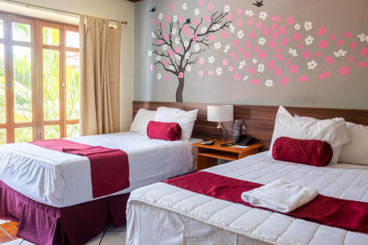 Hotel Fotherhouse Сан Салвадор Екстериор снимка
